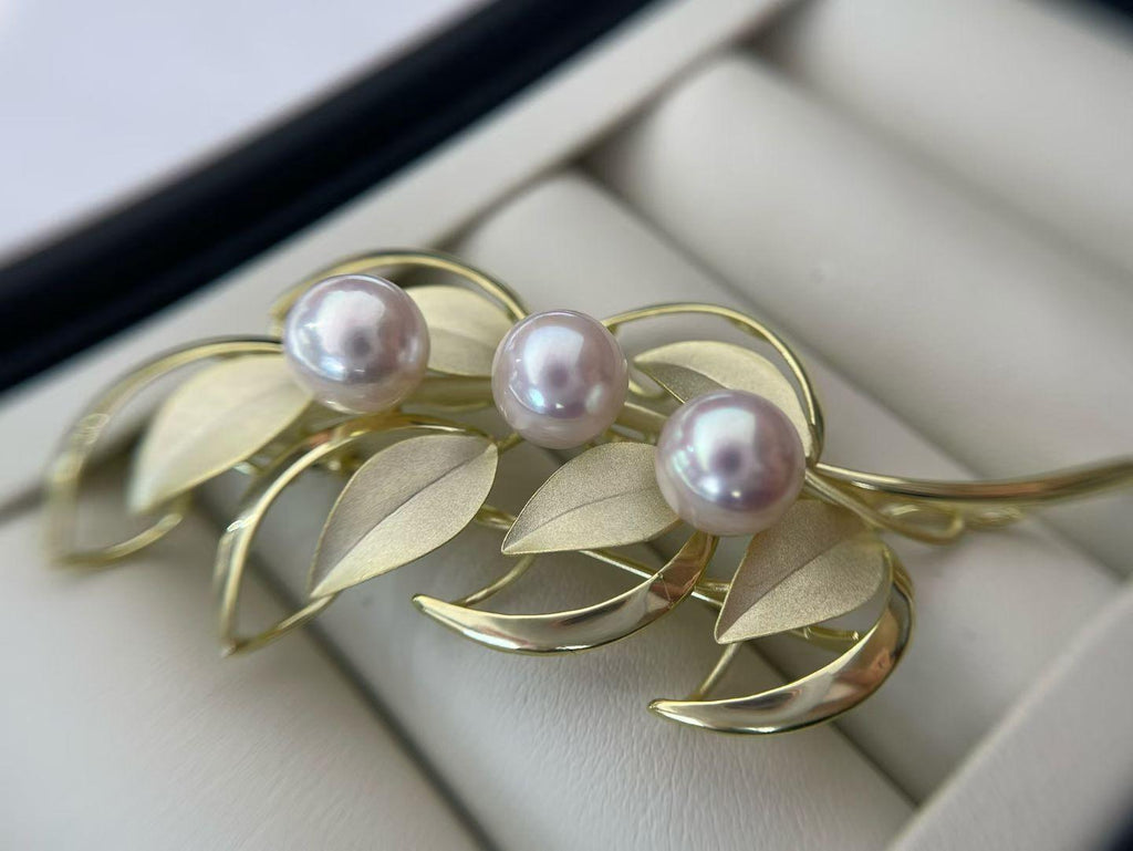 2‑in‑1 Japanese Akoya Pearl Leaf Brooch Pendant | 9‑9.5mm Gold‑Plated Silver Convertible Jewelry.