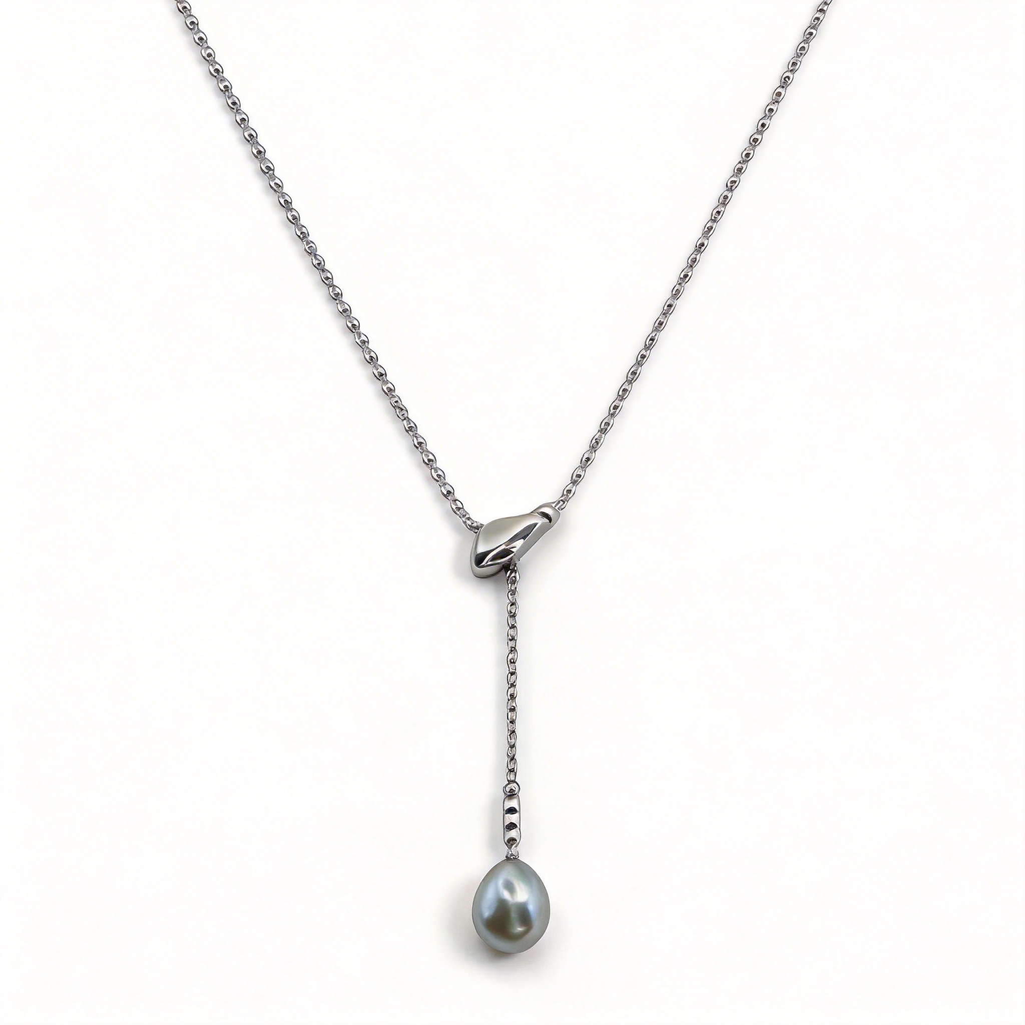 Tahitian Keshi pearls necklaces