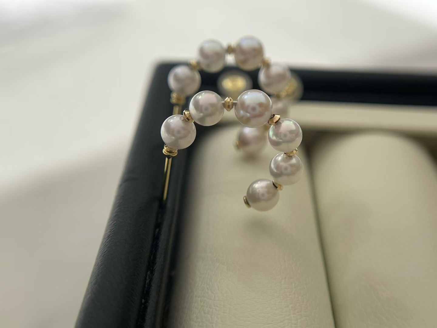 Curved Seawater Pearl Hoop Earrings