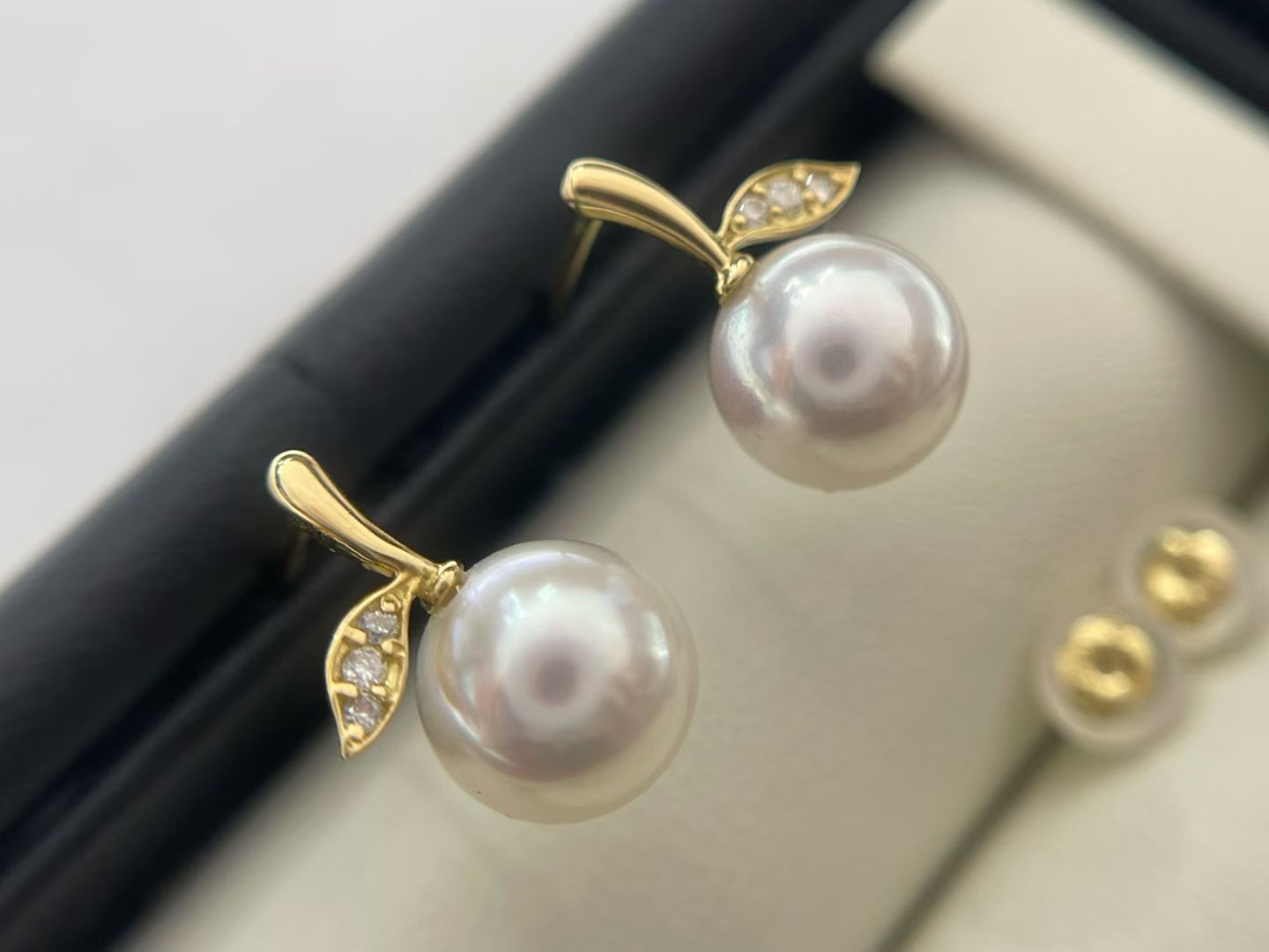 Apple-Shaped Seawater Pearl Earrings