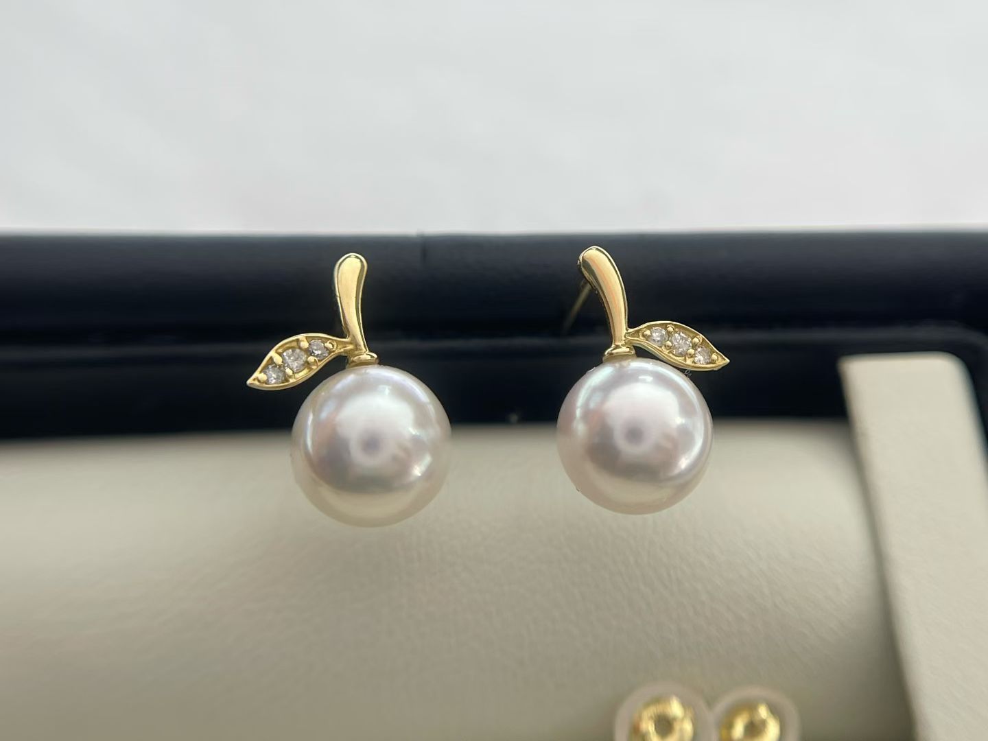 Apple-Shaped Seawater Pearl Earrings