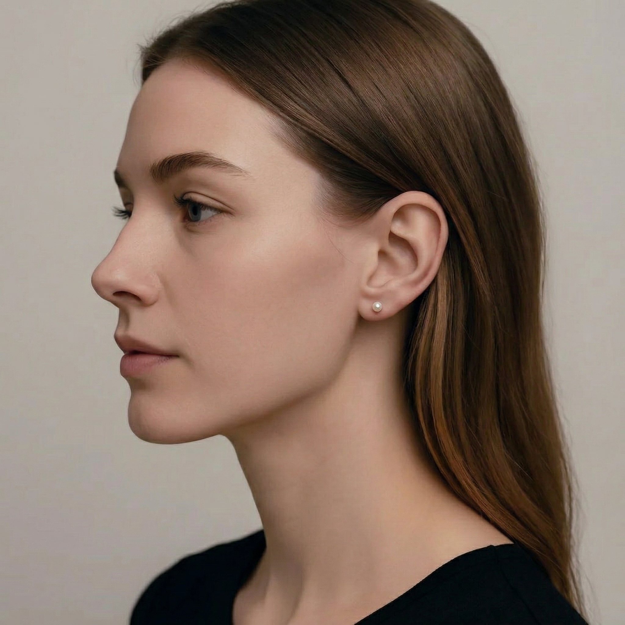 Elegant 3.5-4mm Akoya Pearl Stud Earrings, 18K Gold