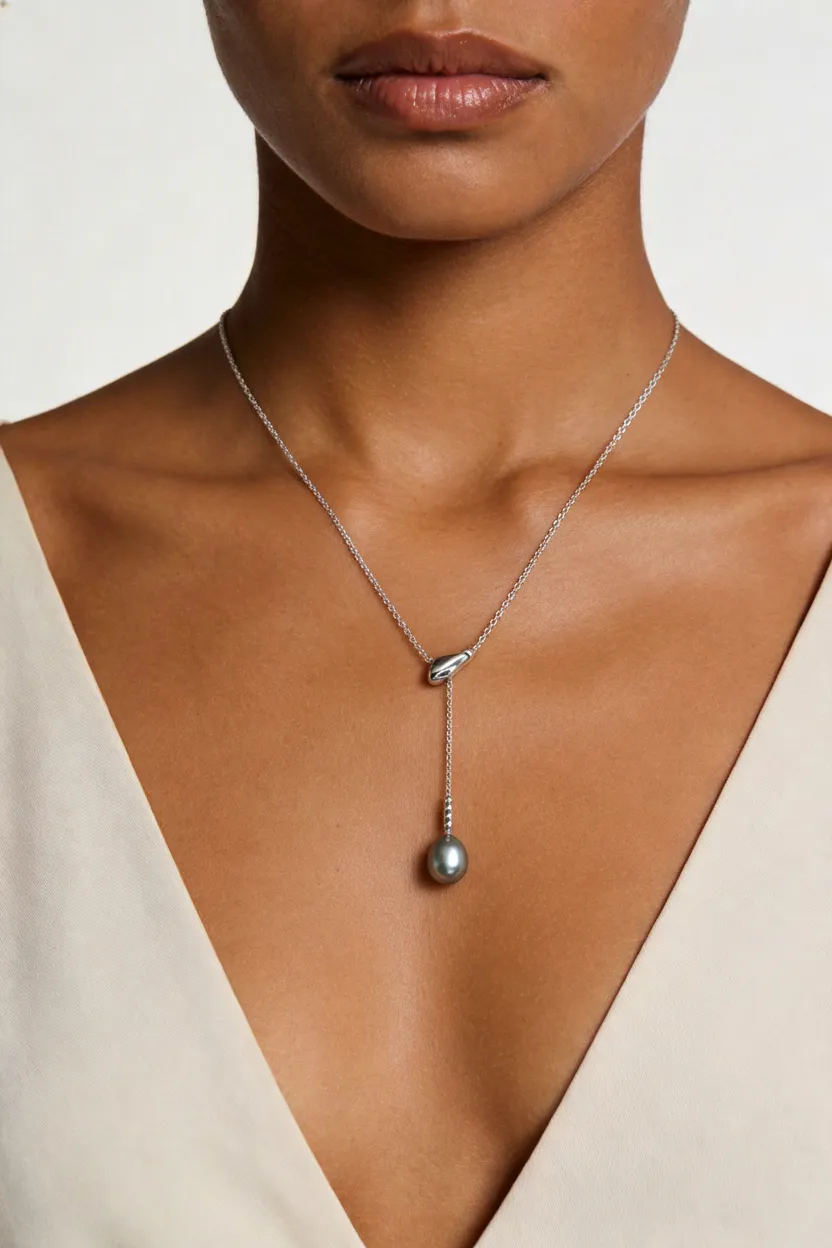 Tahitian Keshi pearls necklaces.